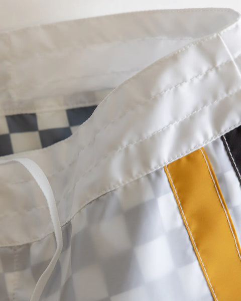 300 Boardshorts - Checkmate White