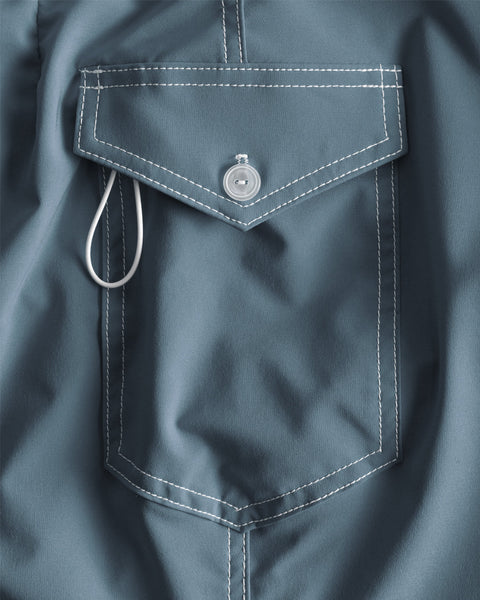 Close up of the pocket, key loop in white.